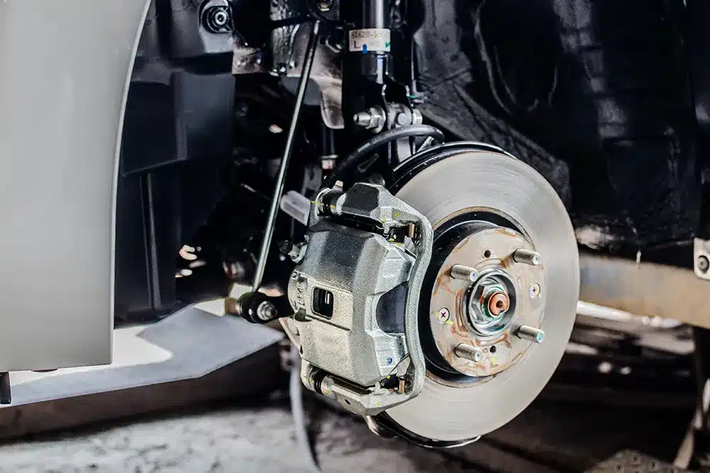 Six Signs Your Vehicle’s Brakes Are Going Bad